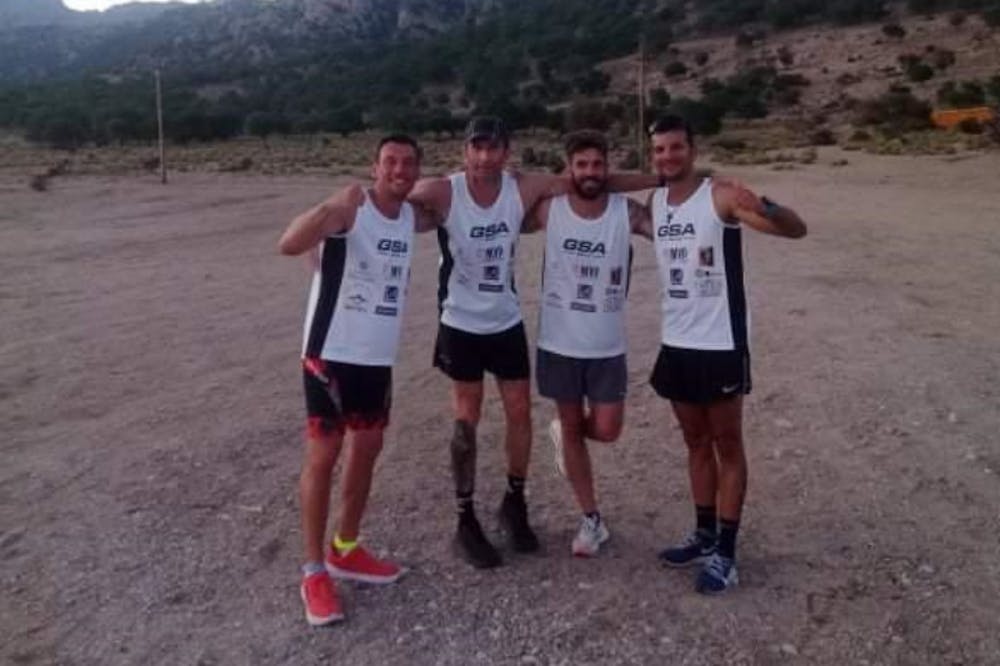 Δ. Μαυρίδης: Έκανε τον γύρο της Σαμοθράκης με 44 χιλιόμετρα τρέξιμο και 10 κολύμβηση! (Pics) runbeat.gr